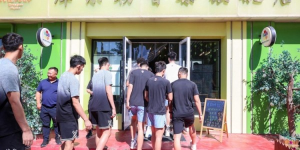 Yabo Sports-邂逅梨城——CBA夏季联赛即将在库尔勒市巴音体育馆隆重拉开战幕